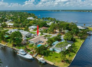 1967 NW Palmetto Terrace, Stuart, FL 34994