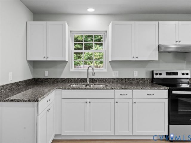 3901 Old Creek Rd, Chesterfield, VA 23832