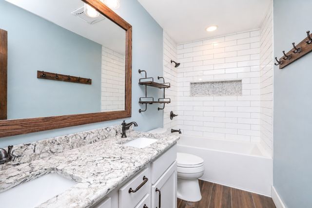 33080 Fox Creek Drive, Waukee, IA 50263