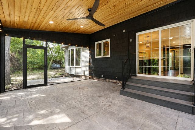 33080 Fox Creek Drive, Waukee, IA 50263