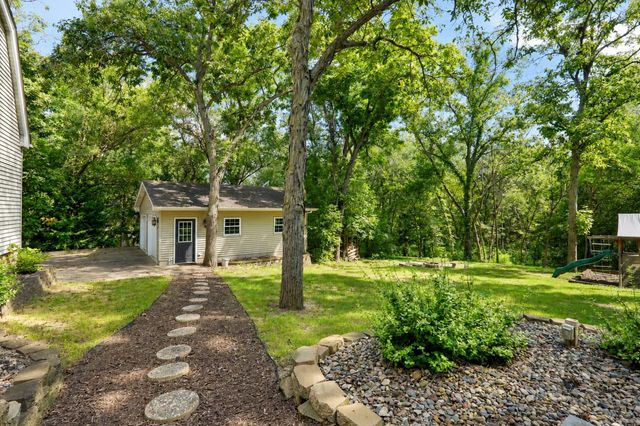 33080 Fox Creek Drive, Waukee, IA 50263