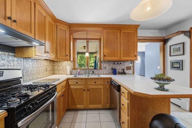 20 Kane Street, Fairhaven, MA 02719