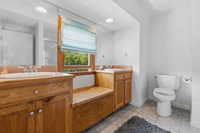 20 Kane Street, Fairhaven, MA 02719