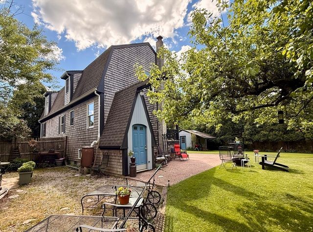 20 Kane Street, Fairhaven, MA 02719
