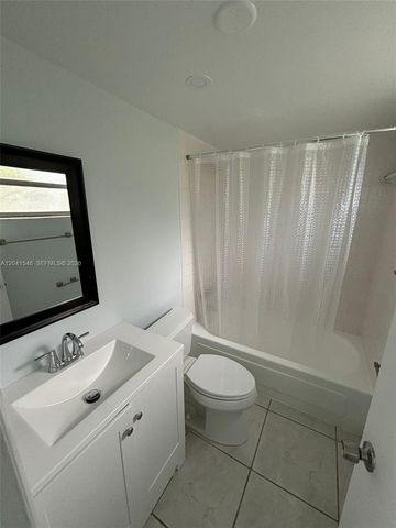 8101 SW 73rd Ave 09, Miami, FL 33143
