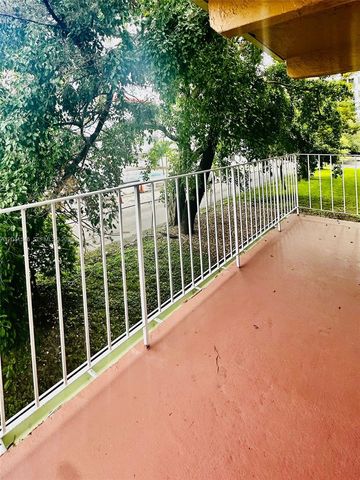 8101 SW 73rd Ave 09, Miami, FL 33143