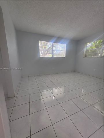 8101 SW 73rd Ave 09, Miami, FL 33143