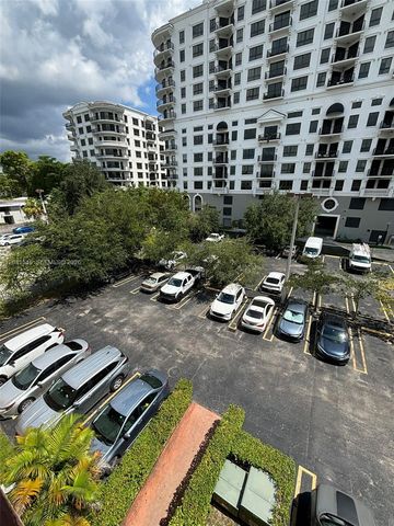 8101 SW 73rd Ave 09, Miami, FL 33143