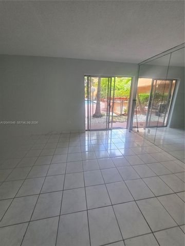 8101 SW 73rd Ave 09, Miami, FL 33143