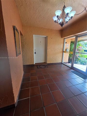 8101 SW 73rd Ave 09, Miami, FL 33143