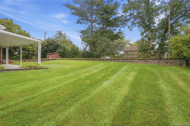 25 E Willow Street, Beacon, NY 12508