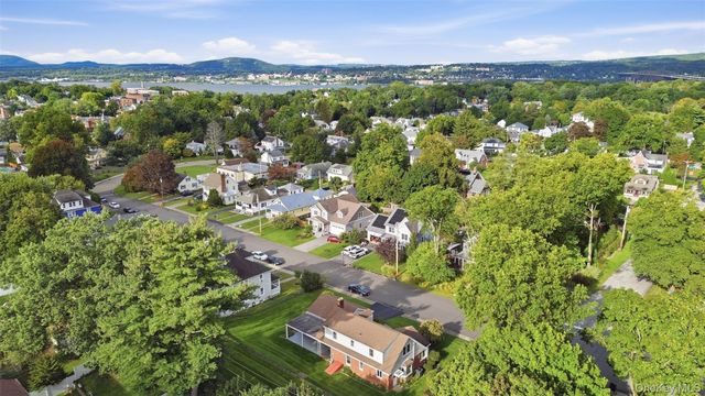 25 E Willow Street, Beacon, NY 12508
