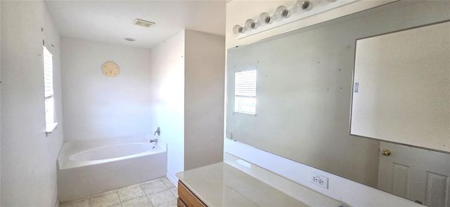 810 DENGAR AVENUE, Haines City, FL 33844
