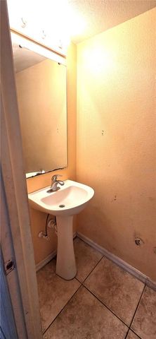 810 DENGAR AVENUE, Haines City, FL 33844
