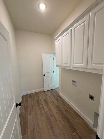 1043 Deer Island Court, Azle, TX 76020