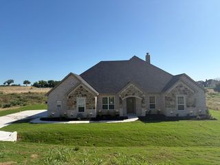 1043 Deer Island Court, Azle, TX 76020