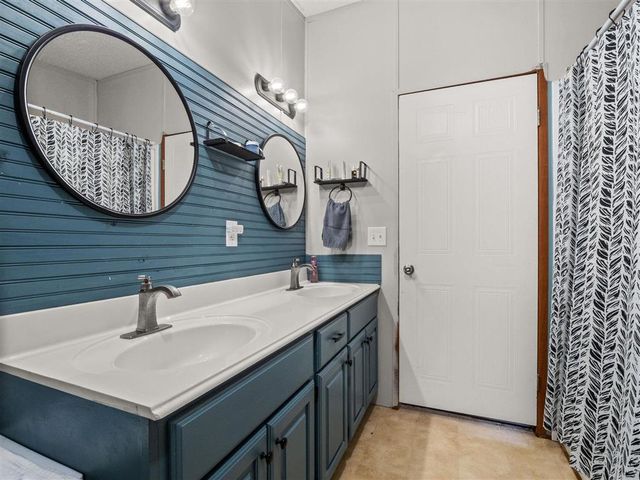 135 Frank Cole Rd Road, Longville, LA 70652