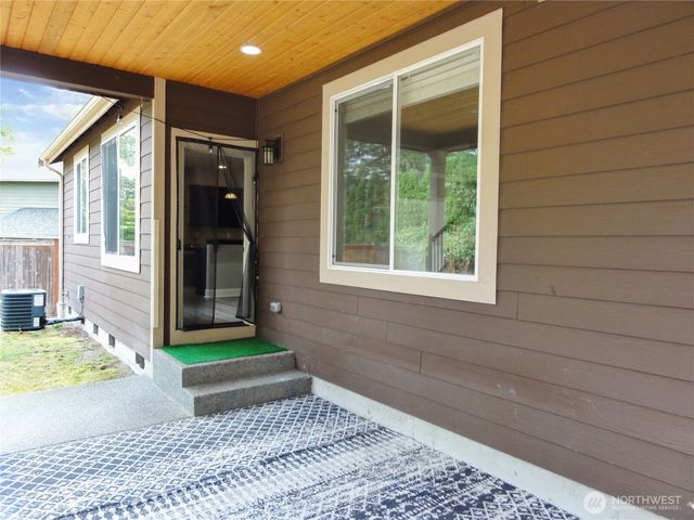 21304 SE 258th Place, Maple Valley, WA 98038