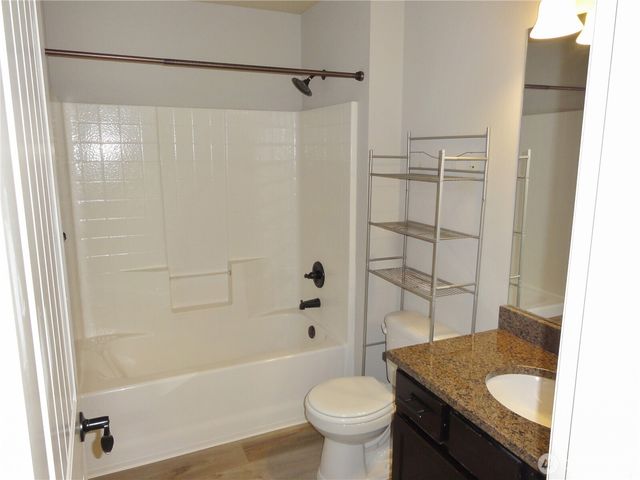 21304 SE 258th Place, Maple Valley, WA 98038
