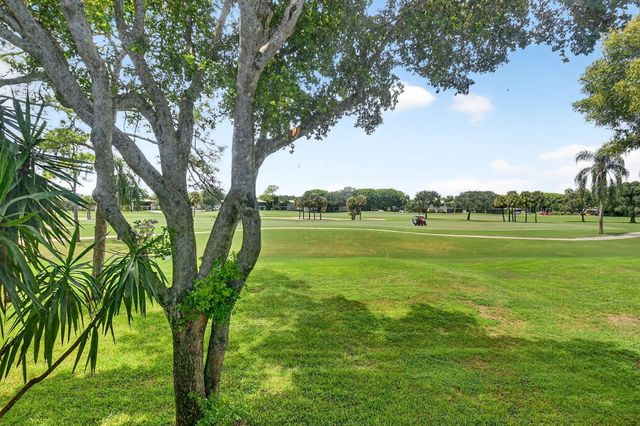 7 Southport Lane B, Boynton Beach, FL 33436