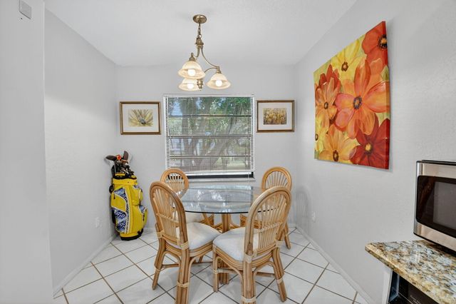 7 Southport Lane B, Boynton Beach, FL 33436