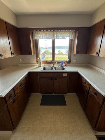 W12414 State Highway 35, Stockholm, WI 54769