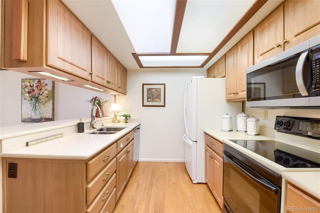 1457 S Salem Way, Aurora, CO 80012