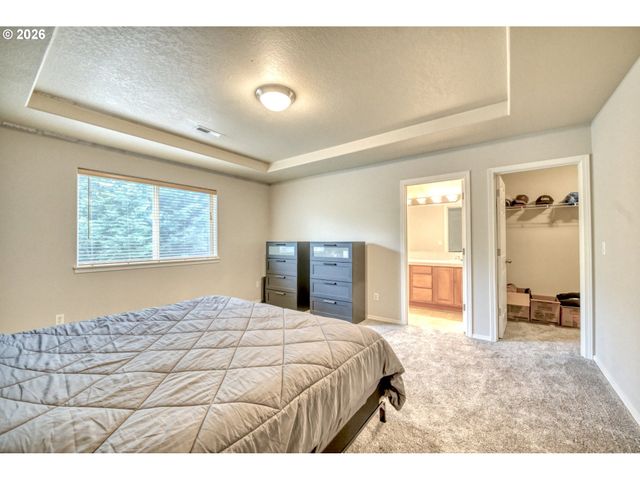 3518 Se PINEWOOD Ave, Hillsboro, OR 97123