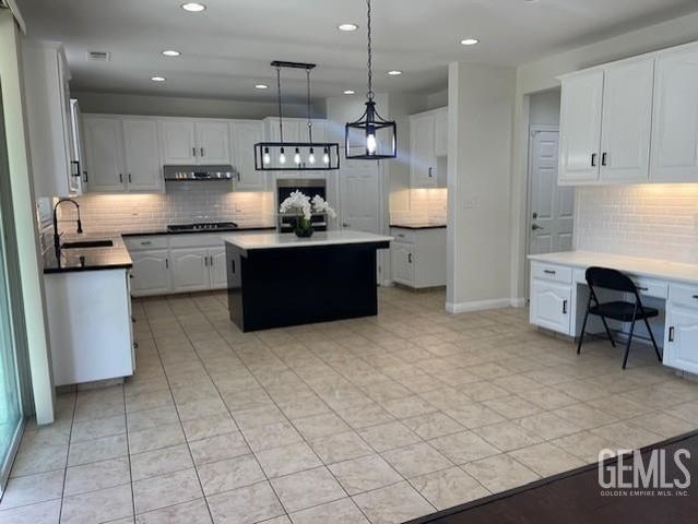 12413 Jacksonville Avenue, Bakersfield, CA 93312