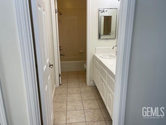 12413 Jacksonville Avenue, Bakersfield, CA 93312