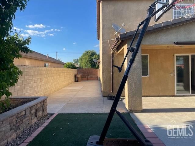 12413 Jacksonville Avenue, Bakersfield, CA 93312
