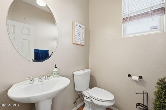 1233 E MARCELLA Lane, Gilbert, AZ 85295