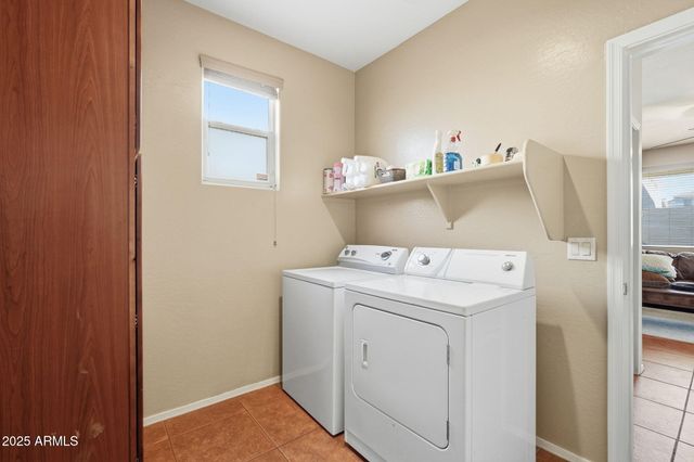 1233 E MARCELLA Lane, Gilbert, AZ 85295