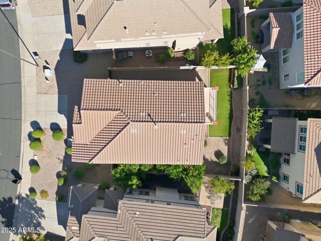 1233 E MARCELLA Lane, Gilbert, AZ 85295