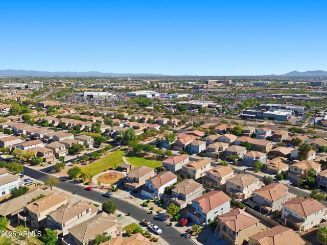 1233 E MARCELLA Lane, Gilbert, AZ 85295