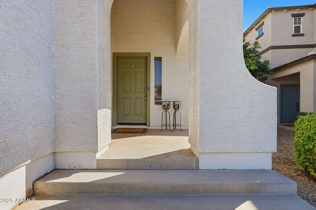 1233 E MARCELLA Lane, Gilbert, AZ 85295