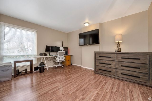 5504 S WILLOW LN, Murray, UT 84107