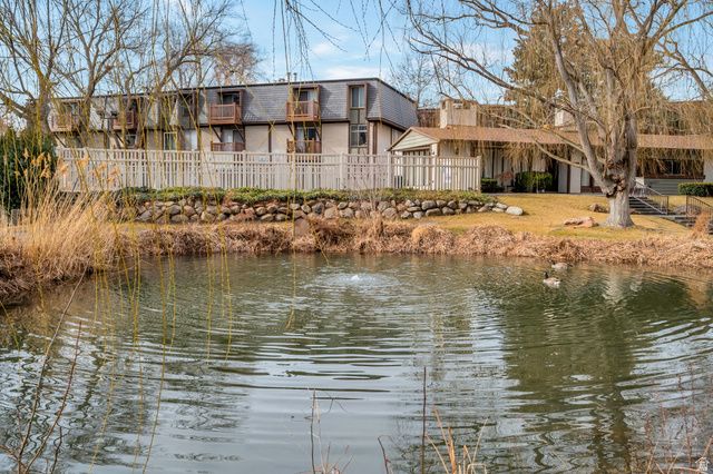 5504 S WILLOW LN, Murray, UT 84107