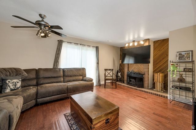 5504 S WILLOW LN, Murray, UT 84107