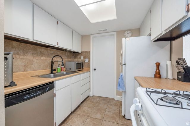 5504 S WILLOW LN, Murray, UT 84107