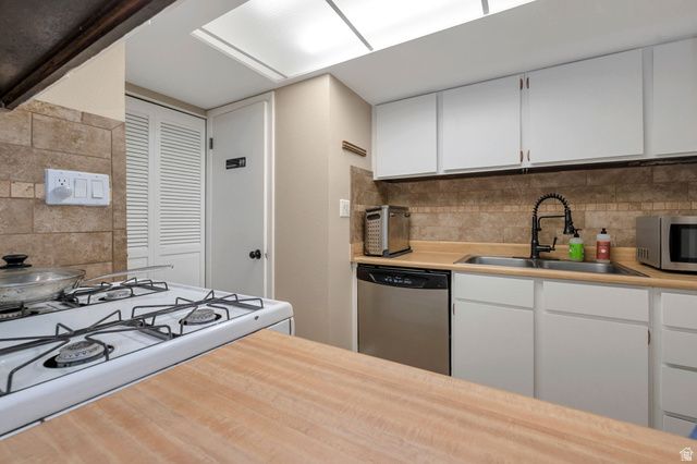 5504 S WILLOW LN, Murray, UT 84107