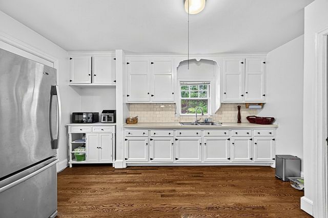15 Crehore Rd, Newton, MA 02467