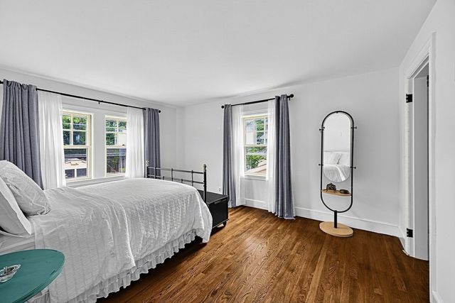 15 Crehore Rd, Newton, MA 02467