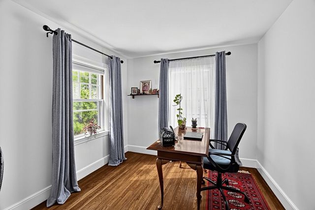 15 Crehore Rd, Newton, MA 02467