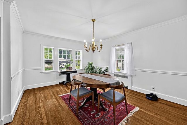 15 Crehore Rd, Newton, MA 02467