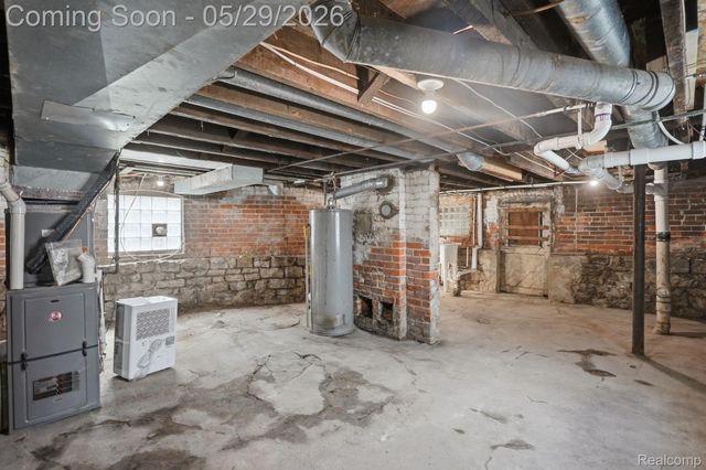 255 Poplar Street, Wyandotte, MI 48192