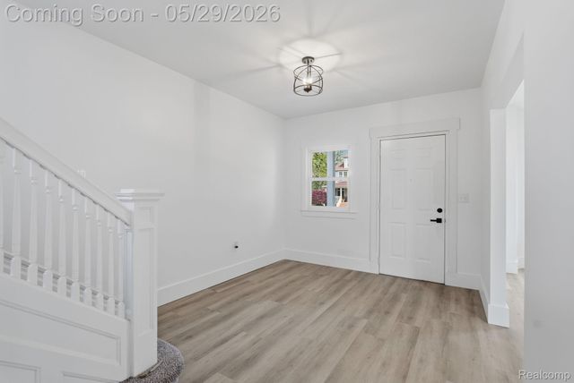 255 Poplar Street, Wyandotte, MI 48192