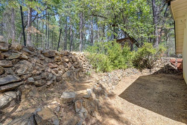 15851 Mcelroy Rd, Meadow Vista, CA 95722