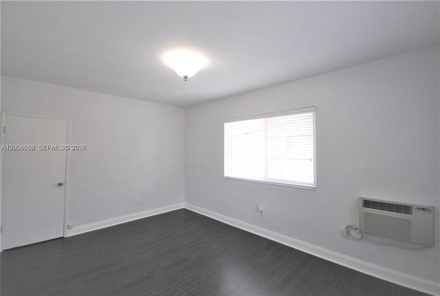 535 73rd St 1-8, Miami Beach, FL 33141