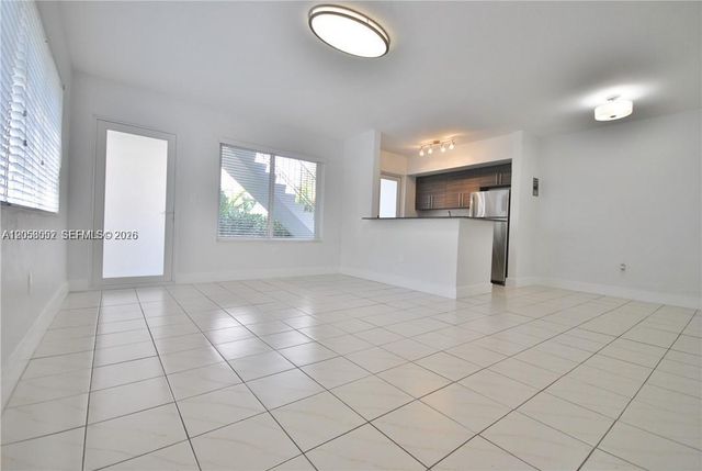 535 73rd St 1-8, Miami Beach, FL 33141